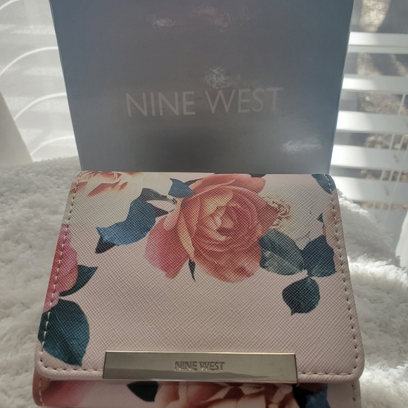 Nine West Wallet - Picture 2 of 4